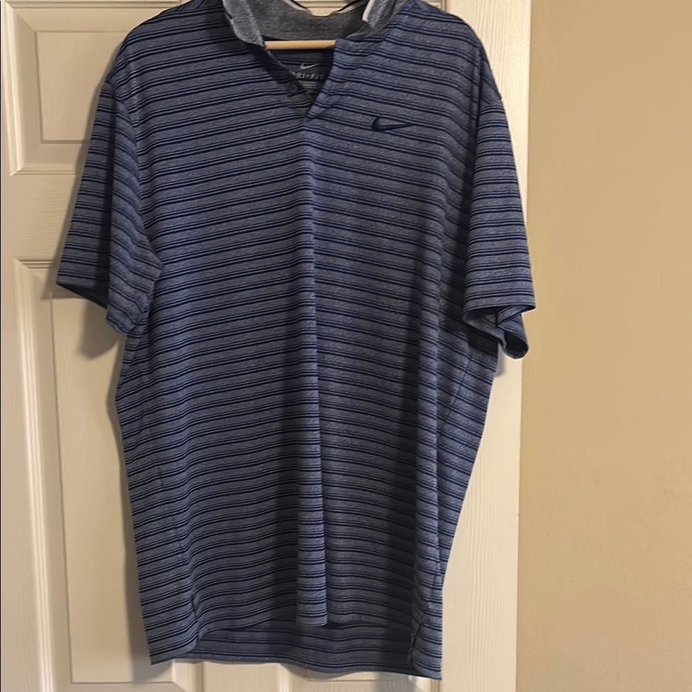 Nike Dri-FIT Navy and Gray Striped Tee